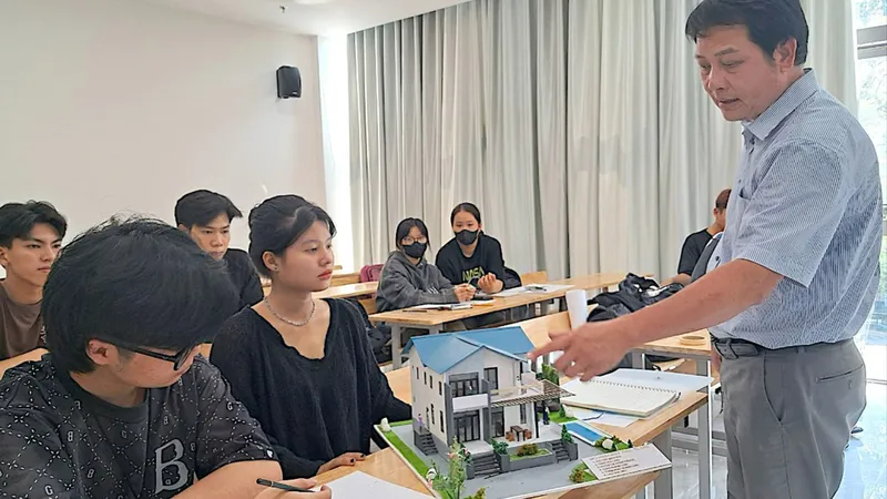 Hướng đến các ngành nghề trọng điểm thu hút nhân lực