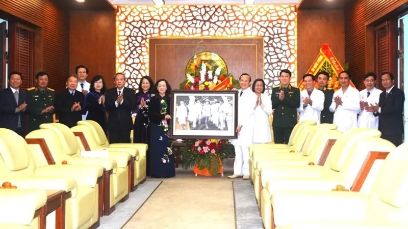 Đảng, Nhà nước luôn quan tâm chất lượng nguồn nhân lực y tế