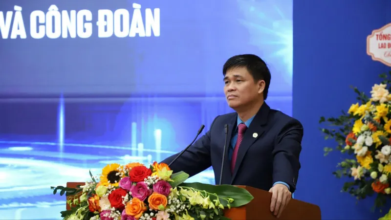 Sản xuất phục hồi, doanh nghiệp “khát” lao động