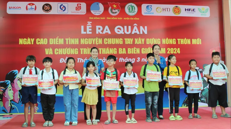 Tuổi trẻ TPHCM chung tay xây dựng nông thôn mới vùng biên Đồng Tháp
