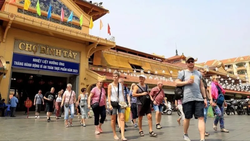 Tạo điểm nhấn cho phố đêm Chợ Lớn gắn phát triển du lịch 