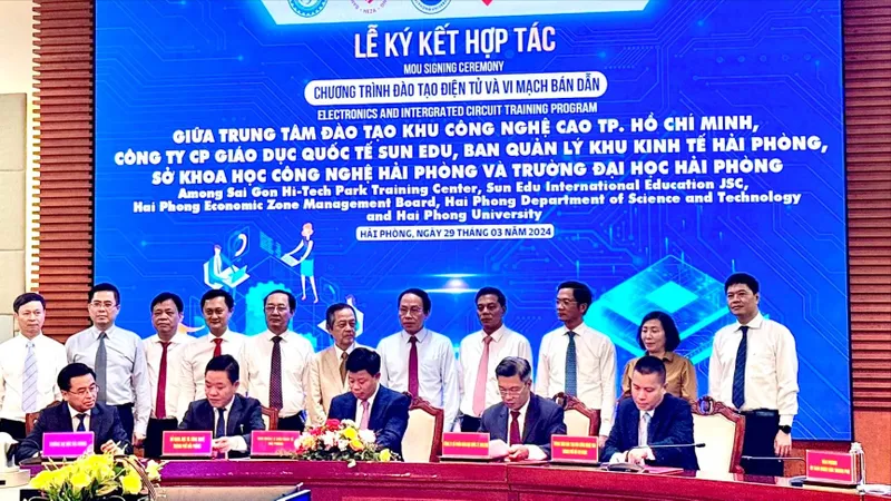 SHTP ký kết hợp tác với Hải Phòng phát triển nguồn nhân lực công nghệ