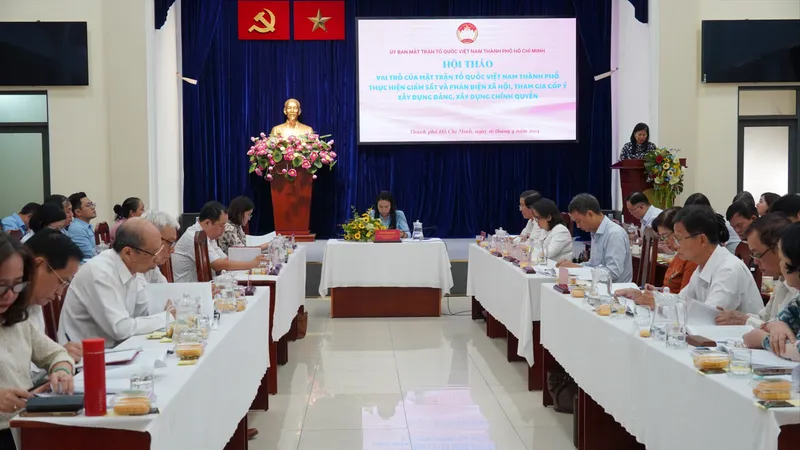 Hoạt động giám sát, phản biện cần “nhạc trưởng” thẳng thắn, dám nói