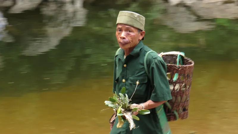 Những bí ẩn độc đáo A Rem - Bài 2: Ngôn ngữ và cách thức bảo mật 