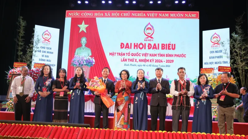 Ông Hà Anh Dũng giữ chức Chủ tịch Ủy ban MTTQ Việt Nam tỉnh Bình Phước