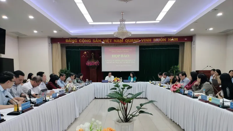 Toàn cảnh họp báo
