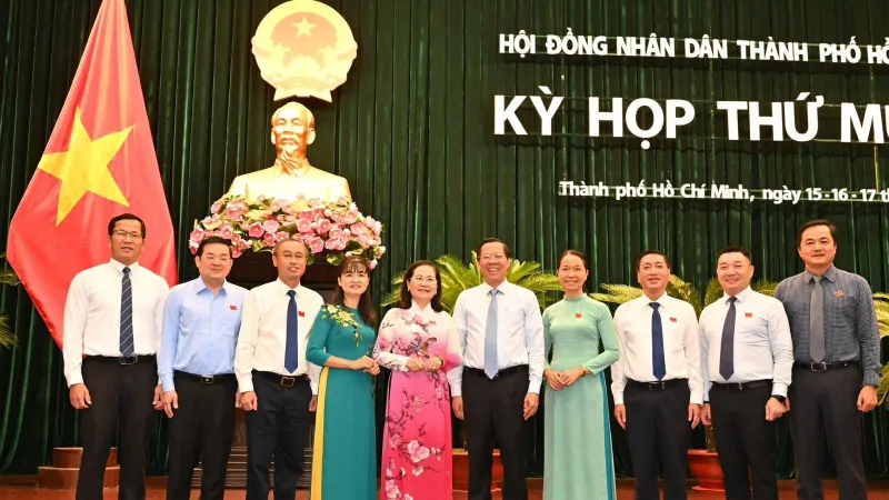 Kỳ họp thứ 17 HĐND TPHCM thông qua 38 nghị quyết thúc đẩy phát triển TPHCM