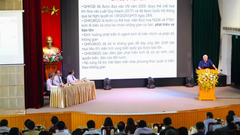 Quang cảnh hội thảo