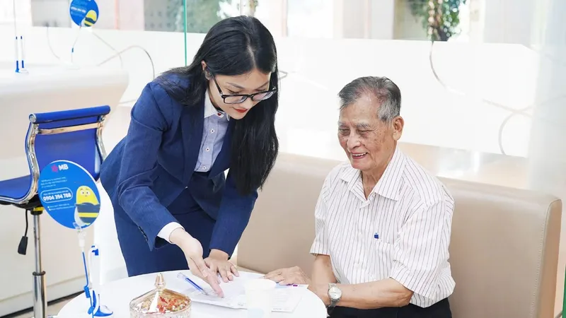 Gần cuối năm, tín dụng tăng tốc