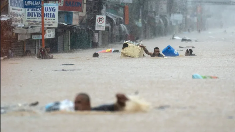 Nhiều nơi ở Philippines chìm trong nước sau bão Gaemi