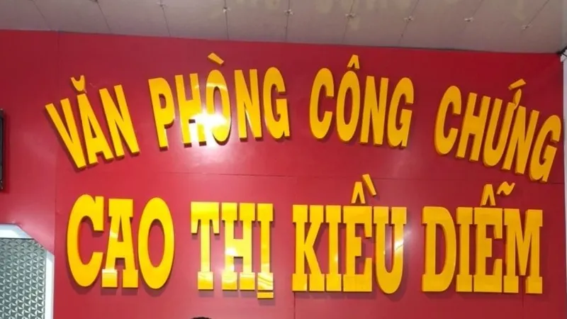 Bắt giám đốc văn phòng công chứng ở Cà Mau