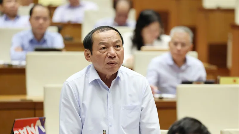 Phiên chất vấn, sáng 21-8. Ảnh QUANG PHÚC