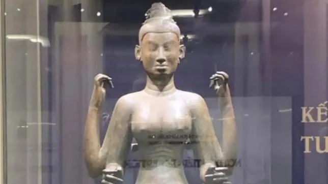 Tượng đồng Nữ thần Dugra