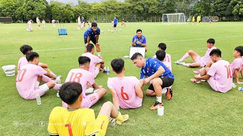 Trải nghiệm bổ ích cho các cầu thủ trẻ