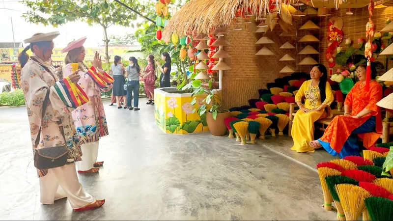 Mặc đẹp thôi chưa đủ