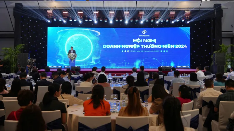 Đa số công ty niêm yết đều tăng điểm về minh bạch thông tin