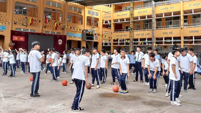 Thư động viên của các hiệu trưởng gửi học sinh