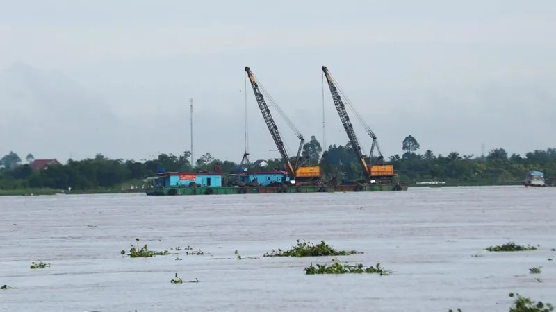 Tiền Giang: Đã cấp phép khai thác 3 mỏ cát phục vụ thi công các dự án đường cao tốc 