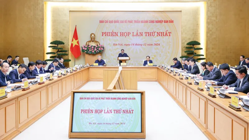 Thủ tướng chủ trì phiên họp sáng 14-12
