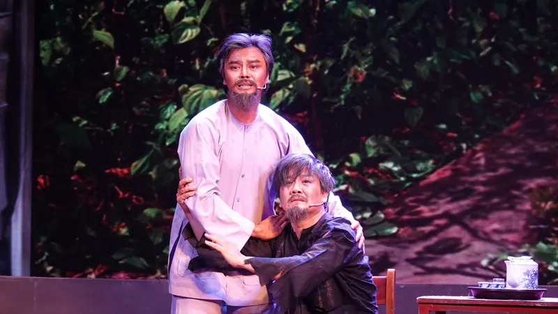 “Người ven đô” diễn tại quê hương 18 thôn Vườn Trầu