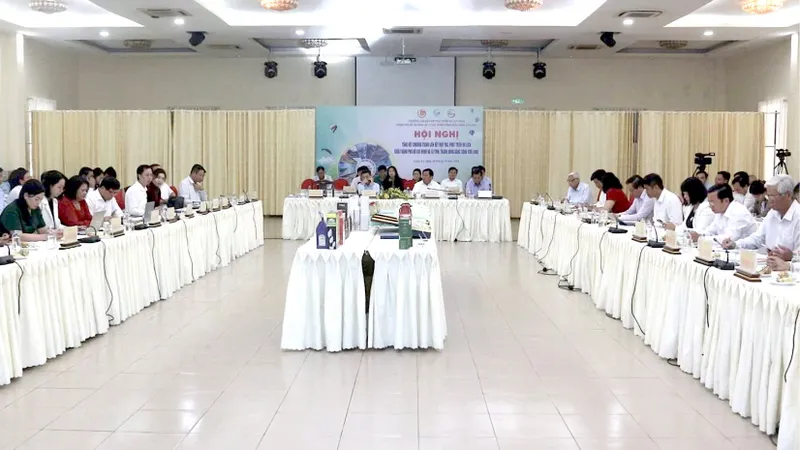 Đẩy mạnh ứng dụng công nghệ số, nền tảng số vào các hoạt động du lịch