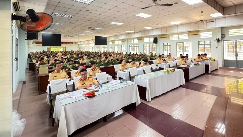 Quang cảnh buổi tập huấn