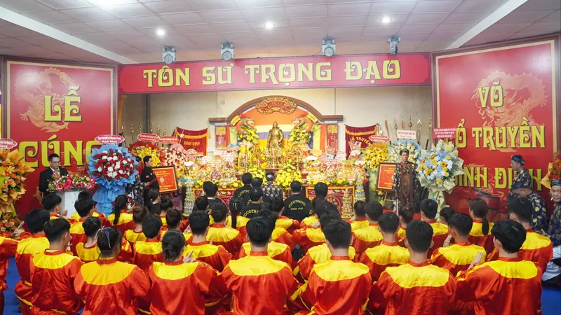Hàng trăm võ sư tri ân "ông tổ" võ cổ truyền Tây Sơn - Bình Định