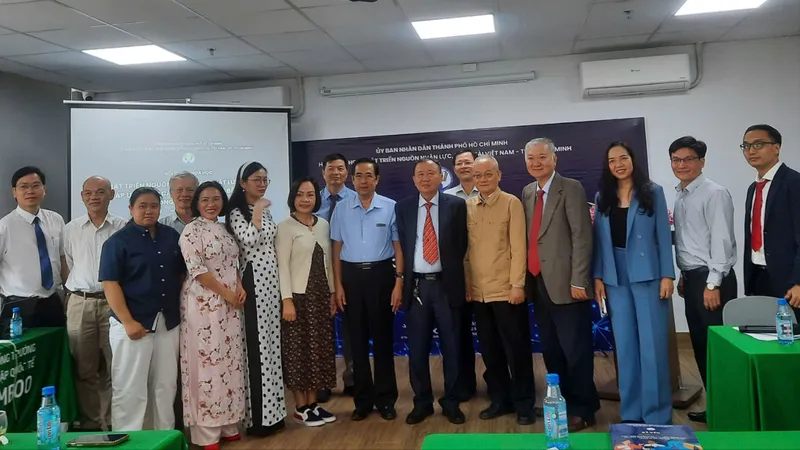 Các đại biểu tham dự hội thảo