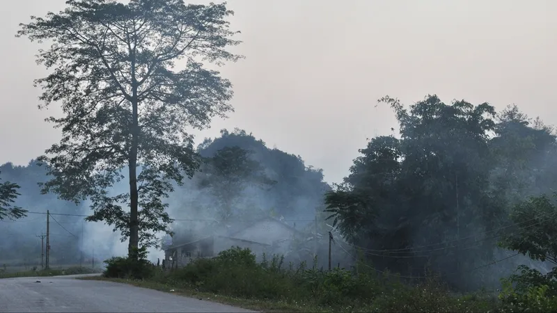 Khói tháng Chạp