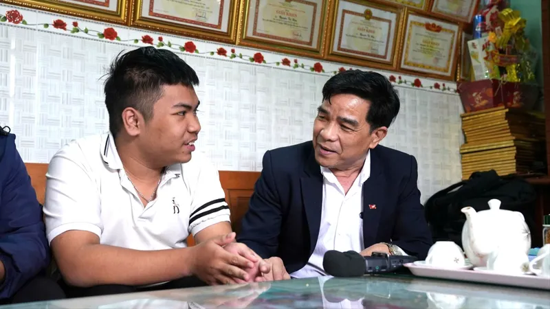 Quảng Nam có hai anh em sinh đôi cùng đoạt giải Nhất tại Kỳ thi Học sinh giỏi quốc gia
