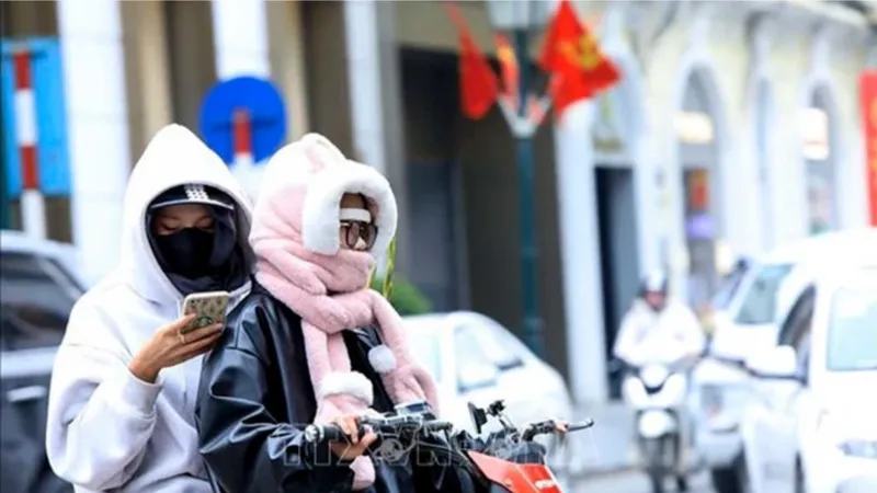 Bắc bộ rét đậm, Trung bộ có mưa, biển động mạnh