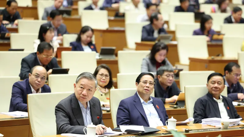 Các đại biểu dự phiên họp Quốc hội sáng 15-2. Ảnh: QUANG PHÚC