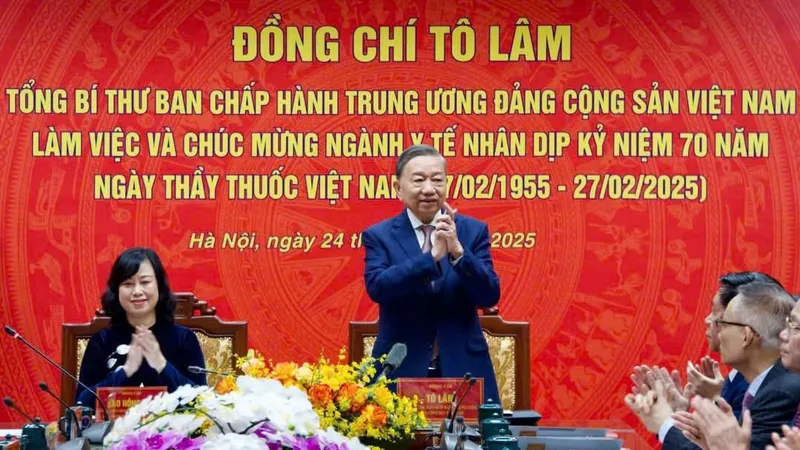 Tổng Bí thư Tô Lâm: Cần cải thiện danh mục chi trả BHYT, giảm gánh nặng cho bệnh nhân