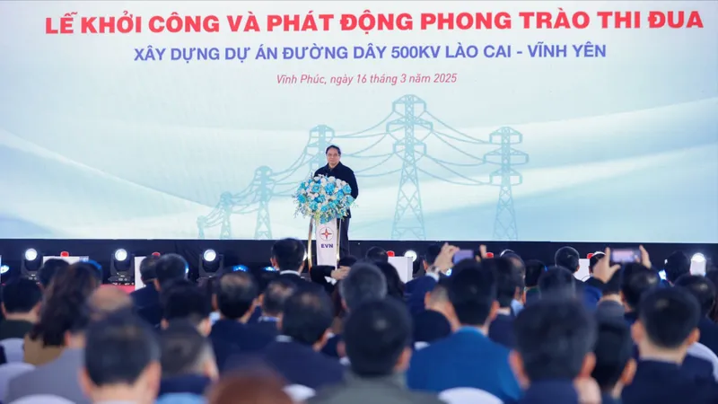 Thủ tướng yêu cầu thần tốc hoàn thành đường dây 500kV Lào Cai - Vĩnh Yên trong 6 tháng, nhất định phải hoàn thành chậm nhất ngày 31-8-2025. Ảnh: VIẾT CHUNG