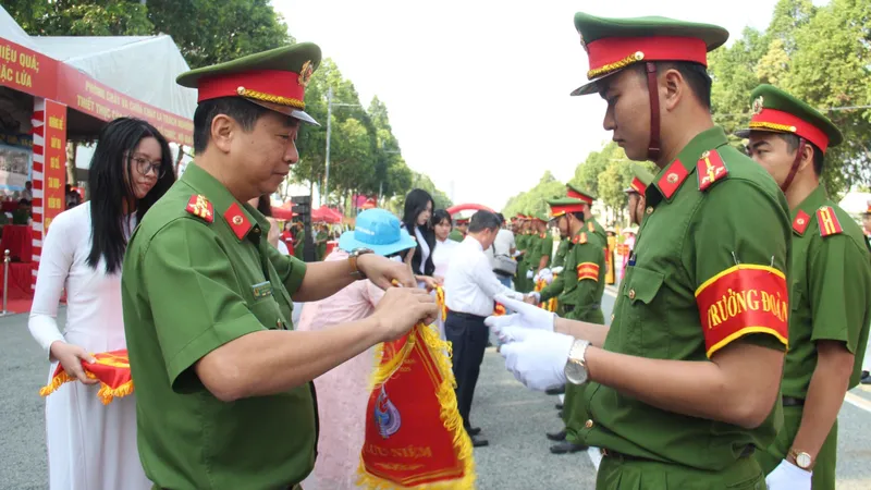 12 tỉnh, thành tham gia Hội thi Thể thao nghiệp vụ chữa cháy và cứu nạn, cứu hộ ở Bình Dương
