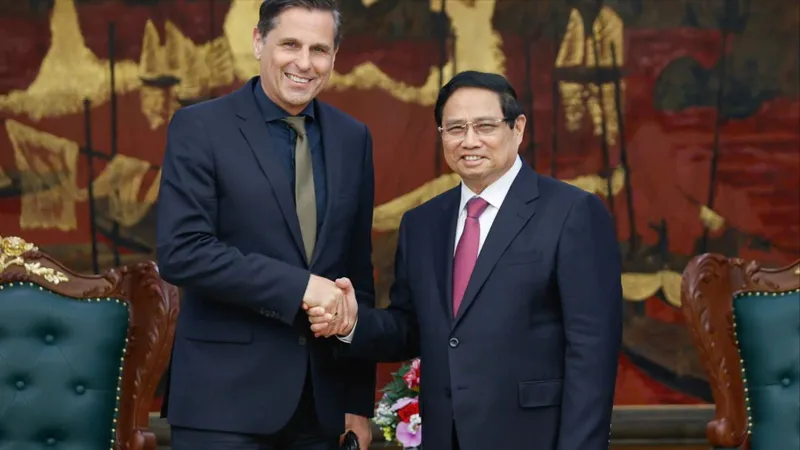 Thủ tướng Phạm Minh Chính tiếp ông Klaus Zellmer, Chủ tịch Tập đoàn Skoda Auto (Cộng hòa Séc), chiều 27-3. Ảnh: VIẾT CHUNG