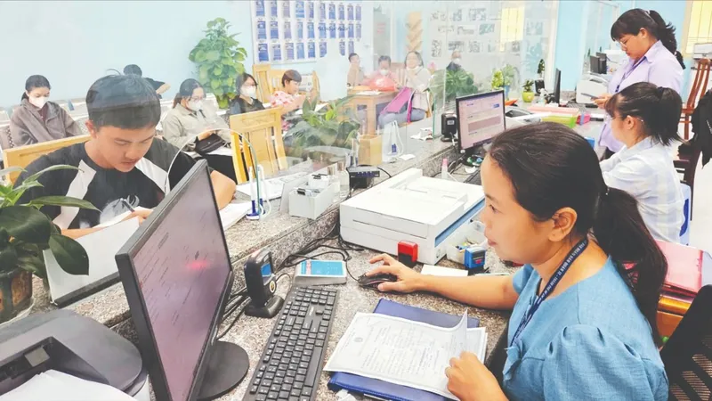 Ứng dụng công nghệ, chuyển đổi số phục vụ người dân khi sắp xếp bộ máy 