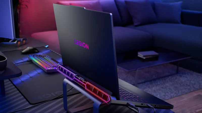 Legion Pro 7i Gen 10 tích hợp AI
