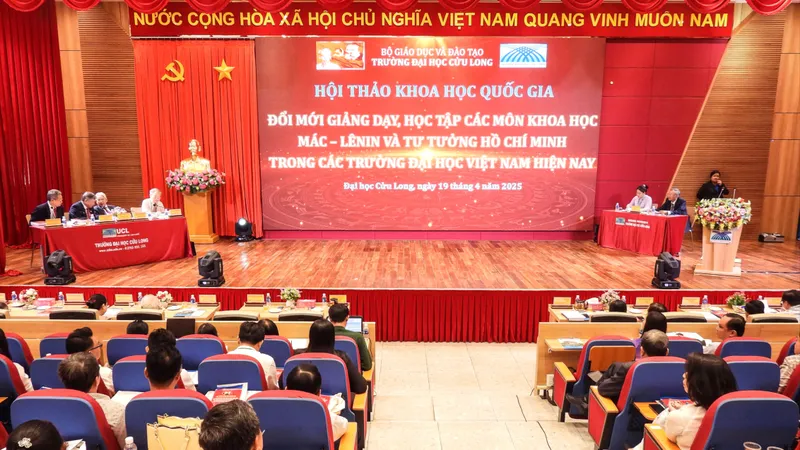 Đổi mới giảng dạy, học tập các môn Khoa học Mác - Lênin và Tư tưởng Hồ Chí Minh 