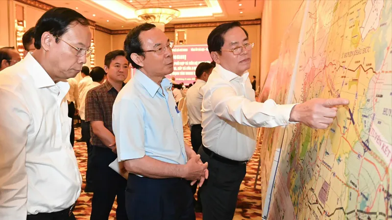 Bí thư Thành ủy TPHCM Nguyễn Văn Nên: Mục tiêu cao nhất là xây dựng TPHCM mới trở thành siêu đô thị hiện đại