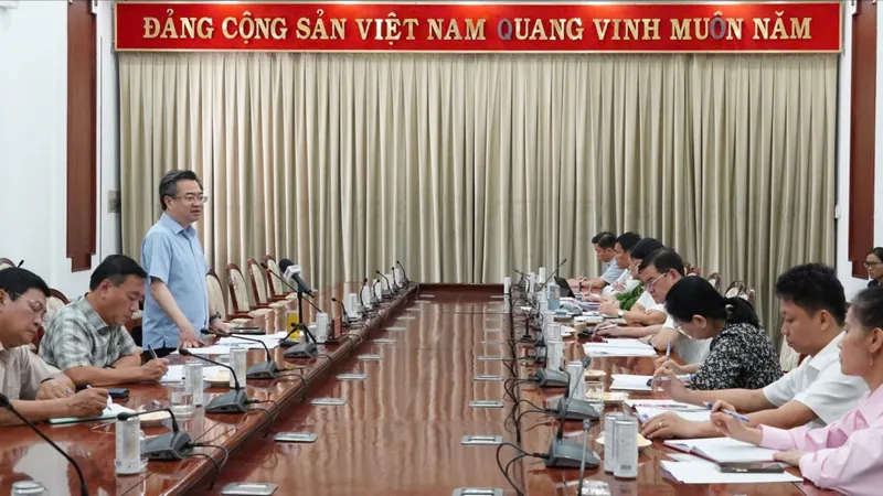Đồng chí Nguyễn Thanh Nghị: Nghiên cứu thuê nhân sự phục vụ chuyển đổi số ở cơ sở