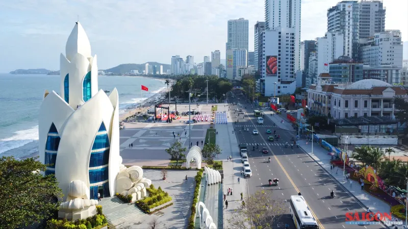 Một góc TP Nha Trang, tỉnh Khánh Hòa. Ảnh: HIẾU GIANG