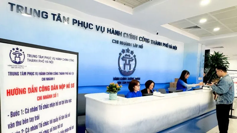 Hà Nội: Người dân không phải xếp hàng, được miễn phí hồ sơ xin cấp phép xây dựng 