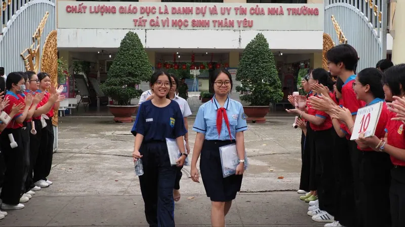 TPHCM: Công bố đáp án các môn thi tuyển sinh lớp 10 công lập