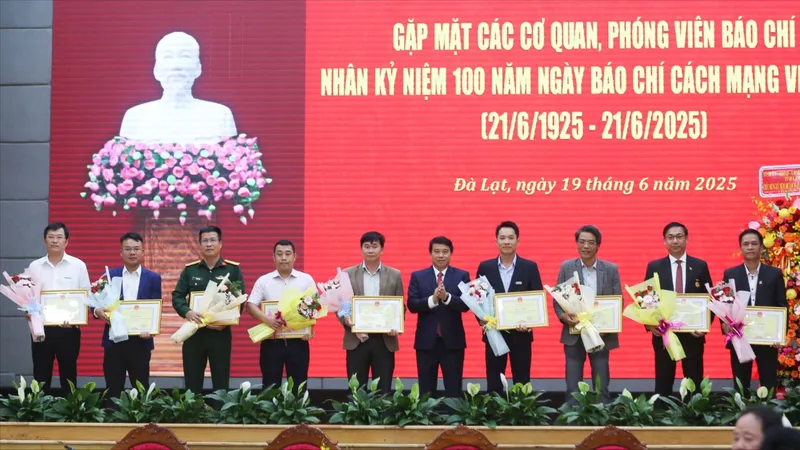 Lâm Đồng: Gặp mặt kỷ niệm 100 năm Ngày Báo chí Cách mạng Việt Nam