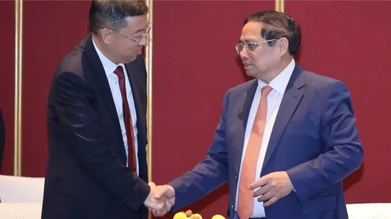 Thủ tướng Phạm Minh Chính tiếp lãnh đạo một số tập đoàn hàng đầu của Trung Quốc