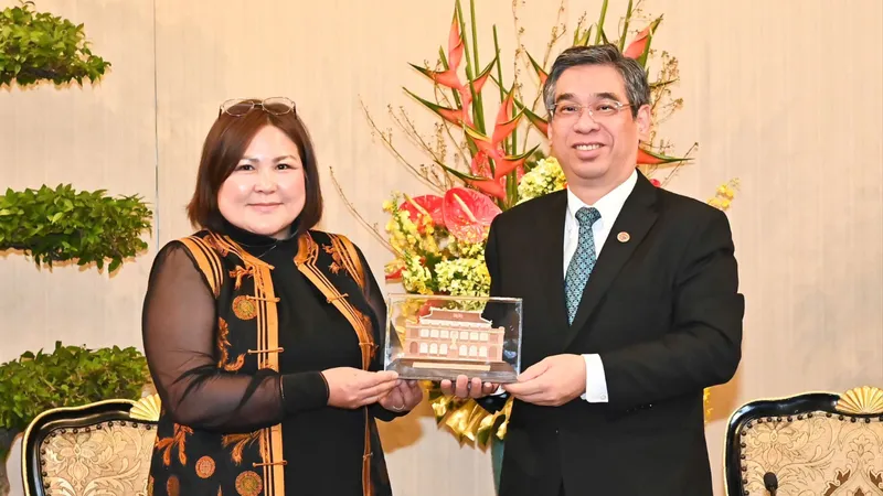 Lãnh đạo TPHCM tiếp Đoàn đại biểu Trường Hồ Chí Minh ở Mông Cổ 