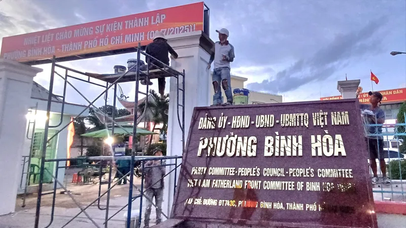 Đông Nam bộ rực rỡ trong ngày công bố chính quyền địa phương 2 cấp 