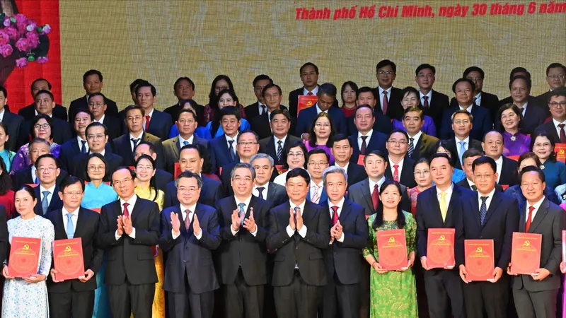 Công bố 168 Bí thư phường, xã, đặc khu của TPHCM