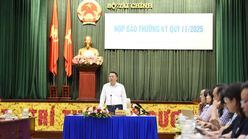 Thuế chuyển đổi mục đích sử dụng đất quá cao: Nghiên cứu sửa đổi, bổ sung Luật Đất đai 2024